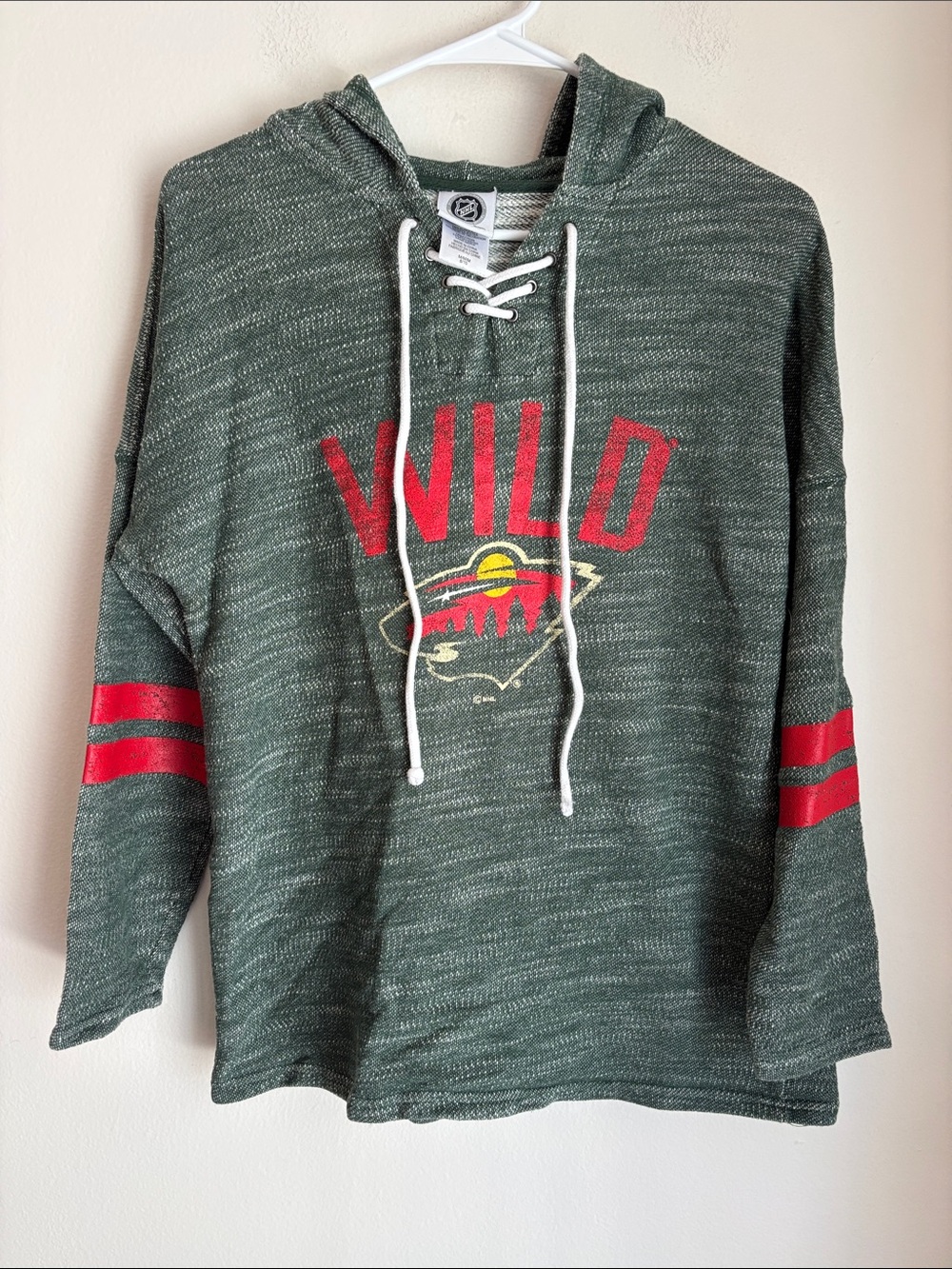 Minnesota Wild NHL Hockey women’s hoodie sweatshirt jersey size medium sports